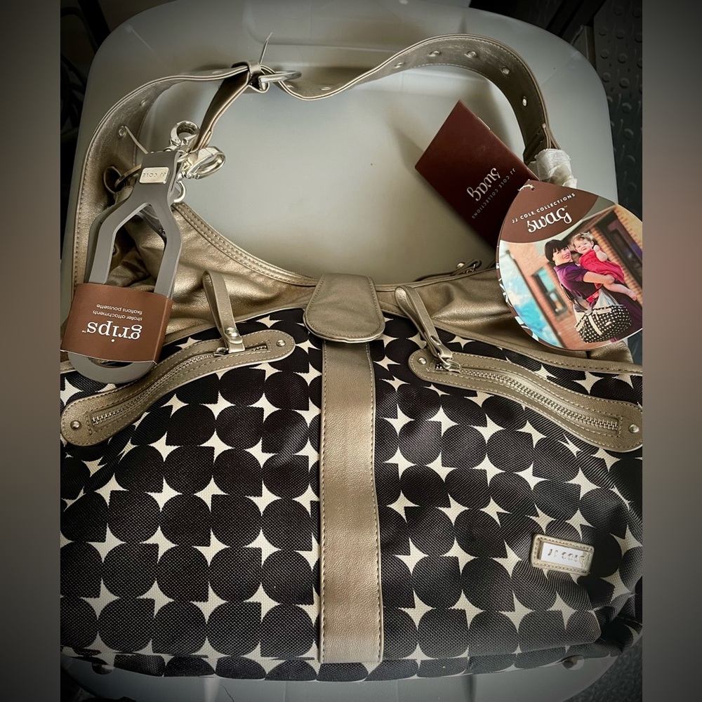 NEW - JJ Cole Collections Swag Diaper Bag